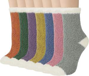 7 paires de chaussettes floues d'hiver pour femmes chaussettes moelleuses confortables chaussettes de Noël floues chaudes pour femmes cadeaux - Product Image 1