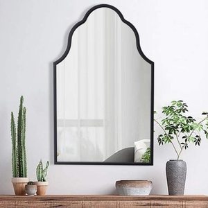 Miroir mural décoratif en métal de qualité durable, forme personnalisée, pour l'intérieur de la maison et la décoration de mariage, fabriqué en Inde - Product Image 4