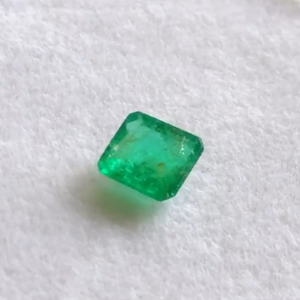 Esmeralda de Zambia de grado AAA de alta calidad, brillo excepcional, hermosa piedra preciosa verde natural, el mejor descuento certificado por IGI - Product Image 6