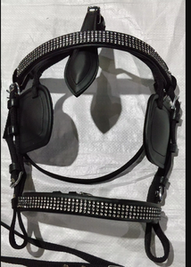 Ensemble complet de harnais de cheval synthétique en Pvc de qualité supérieure pour l'équitation équestre personnalisé quantité minimale de commande bas - Product Image 6