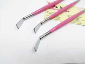 Outil de rehaussement de cils à marque privée, séparateur de cils réutilisable, bâtonnet de permanente pour cils de haute qualité avec peigne - Product Image 3