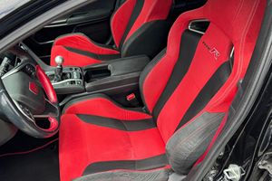 Honda Civic Type R 2018 Usado en Excelentes Condiciones, Transmisión Manual de 6 Velocidades - Product Image 4