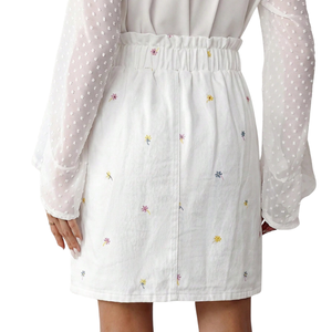 Mini-jupe en jean brodée blanche pour femme, taille haute, cordon de serrage, taille élastique, décontractée, en coton avec poches, pour l'été - Product Image 2