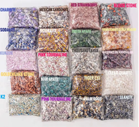 Cristaux naturels colorés en vrac, gravier de quartz, pierres précieuses polies, décoration d'intérieur européenne, boîte en bois