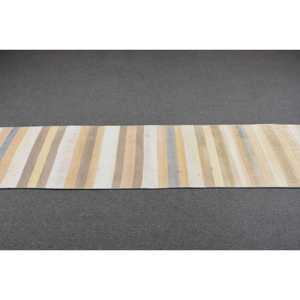 Alfombra Turca Kilim, Alfombra Vintage de 1.9x8.5 pies, Alfombra de Lana Blanca Abstracta - Product Image 3