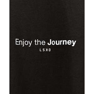 T-shirt en coton noir surdimensionné pour femmes grandes tailles - VS1 Profitez du voyage - Product Image 2
