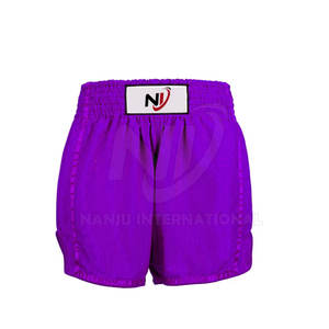 Nuevo estilo, pantalones cortos de Muay Thai hechos a medida, Color sólido con cintura elástica, cierre a media pantorrilla, hechos a mano en Pakistán - Product Image 2
