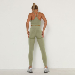 Conjunto de yoga para mujer Material sólido duradero con patrón a cuadros Gimnasio Fitness Ropa deportiva para entrenamiento y ropa de gimnasio - Product Image 5