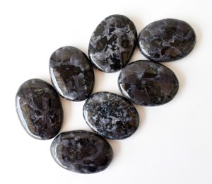 Wholesale Black Color Larkavite <b>Real</b> <b>Crystal</b> Healing Worry Stones Natural Polished Bonded Decoration Thumb stone - Product Image 5