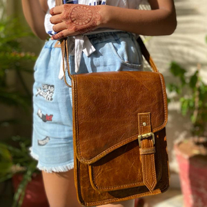 Fashion Designed Plain Leather Women Sling Bag Stylish Women <b>Handbags</b> - Product Image 1