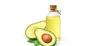 Aceite de aguacate prensado en frío puro 100% en botella de plástico ahora disponible para la venta - Product Image 2