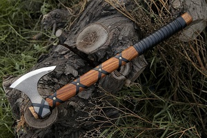 Venta al por mayor pedidos a granel personalizados OEM ODM servicio hecho a mano hacha de Camping al aire libre Camping madera Damasco acero hachas y hacha - Product Image 6