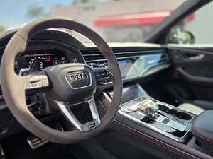 Audi RS Q8 usado del 2022 - Product Image 2