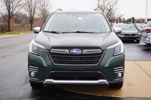 (T&D) Voiture d'occasion 2023 Subaru Forester Touring - Product Image 3