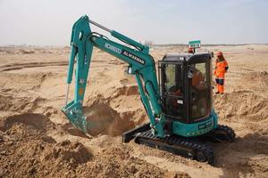 Mini-excavatrice d'occasion Kobelco SK55 de 5 tonnes à vendre |   Excavatrice sur chenilles hydraulique de haute qualité, prix d'usine - Product Image 6