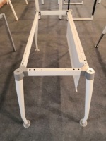 Cadre de table en métal avec pieds en fer pour bureau de direction, mobilier de bureau en quincaillerie de Guangzhou