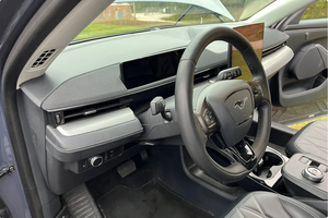 Vente rapide VOLANT À GAUCHE |   Conduite à droite |   2021 F O R D MUSTANG MACHSS-E SELECTTTSS AWD - Product Image 2