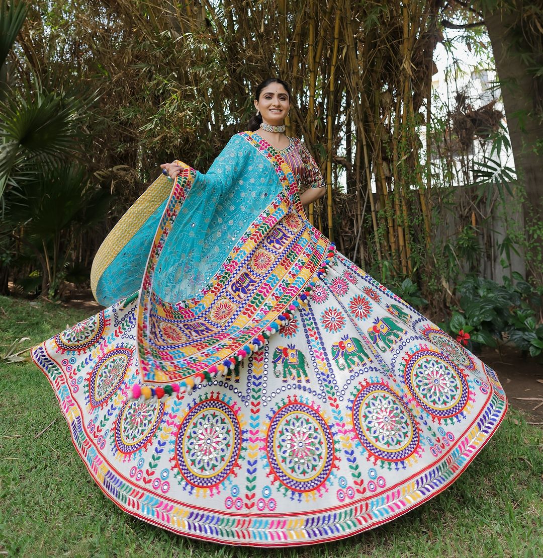 Gujarati Traditional Dress Elegant Chaniya Choli 2024