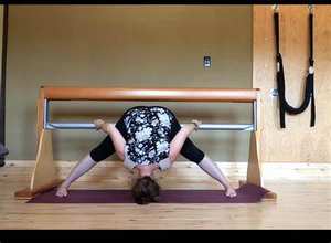 Grand support de yoga pour cheval à chevalet, accessoire de yoga en bois robuste, idéal pour la pratique du yoga thérapeutique - Product Image 3