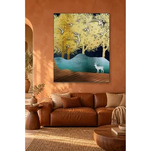 Impression sur toile : Cerf blanc Fida sur versant brun dans la forêt dorée - Product Image 5