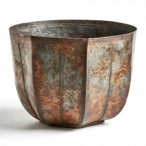 Maceta decorativa de Metal BronzeHaven con acabado de pátina antigua envejecida para jardín doméstico maceta de Metal antiguo para uso decorativo - Product Image 1