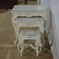 Table d'appoint en bois d'acajou Table gigogne peinte en blanc pour salon Ensembles de table peints à la main Meubles anciens