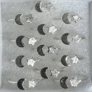 Anillo Apilable de Plata de Ley 925 con Engaste de Bisel, Piedra Preciosa de Meteorito de 5 mm, Forma de Luna, Clásico, Moderno, Unisex - Product Image 1