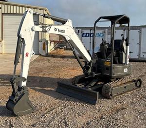 Tractor Usado 2013 E35 con Motor y Caja de Cambios, Listo para la Venta, Mini Excavadora - Product Image 1