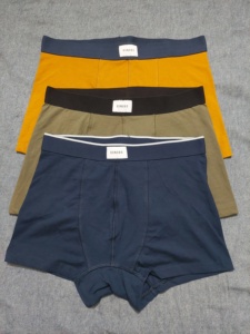 Boxers pour hommes en polyester à coupe confortable, taille mi-haute, durables, légers, respirants, élégants avec un imprimé intégral - Product Image 2