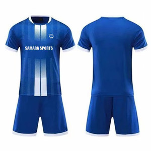 Conjunto de Uniforme de Fútbol Personalizado HoShirt para Equipo y Club - Jersey Transpirable con Estampado por Sublimación, Mangas Cortas y Logotipo Bordado - Product Image 1