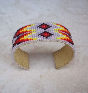 Mejor precio al por mayor de moda bordado cuentas de cristal brazalete diseños personalizados Unisex joyería india de alta calidad - Product Image 3