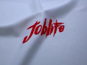 Etiquetas de Silicona/Goma con Logotipo en Relieve 3D Personalizadas al por Mayor, Corte Láser, Transferencia Térmica para Prendas de Vestir - Formas Rectangulares y en Rollo - Product Image 2