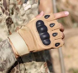 Gants en gros pour les forces spéciales, entraînement et lutte contre les troubles publics, gants tactiques en polyester, gants de protection extensibles en provenance du Pakistan - Product Image 3