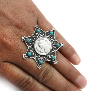 Bague de luxe en forme de fleur au design unique en argent sterling oxydé 925, pierre précieuse turquoise naturelle, bijoux bohèmes faits à la main en Inde - Product Image 6