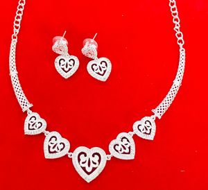 925 Micro argent plaqué or dubaï Vintage mode ensemble de bijoux boucles d'oreilles bracelets peignes broches cuivre matériel diamant cadeau pour - Product Image 4