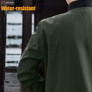 Chaqueta de bombardero impermeable ligera para hombre, abrigo de concha suave informal con cremallera completa, rompevientos cómodo de lona con bolsillo en el pecho - Product Image 6