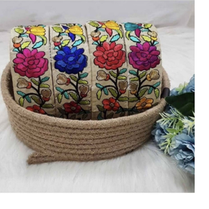 Rubans brodés à la machine en tissu badse blanc sur mesure en motifs floraux et quatre couleurs multiples pour robes de mariée - Product Image 1