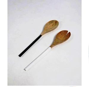 Ensemble de service à salade en bois de manguier avec poignée blanche Dernière conception d'ustensiles de cuisine Articles faits à la main en baie d'acacia et en bois de manguier - Product Image 4
