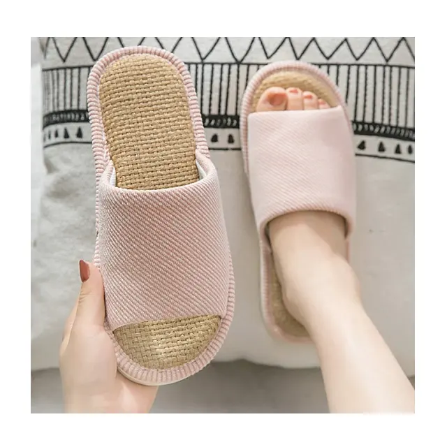 2022 Most Popular Style Luxury Cheap Price White Washable Hotel Spa Slippers Made With Custom Printed Logo