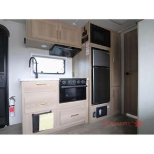 Autocaravana Keystone RV Outback OBX 18BHS 2026, Modelo Nuevo, Portátil, con Calentador de 20000 BTU, Tanques de Agua de 37/30 Galones, Refrigerador de 4.5 Pies Cúbicos - Product Image 1