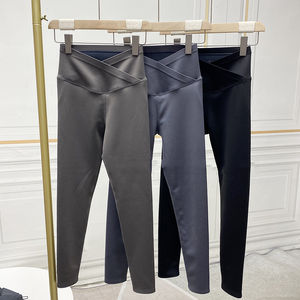 Leggings de yoga taille haute pour femme, effet push-up, sans couture, pour la salle de sport, tissu doux, extensible, antibactérien, respirant - Product Image 4