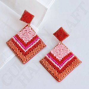 Pendientes colgantes de cuentas de semillas de camuflaje hechos a mano para niñas, pendientes de gota de moda de inspiración militar y para exteriores con cuentas, estilo de camuflaje - Product Image 5