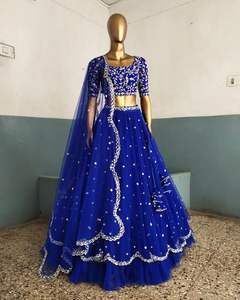 Vêtements de mariage de créateur Lehenga Choli avec fil et séquence - Product Image 5