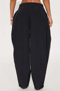 Pantalon de survêtement ample pour femme, taille élastique, 100 % nylon, coupe plate, nouvelle conception, jambe large, respirant, écologique, haute qualité sur mesure - Product Image 2