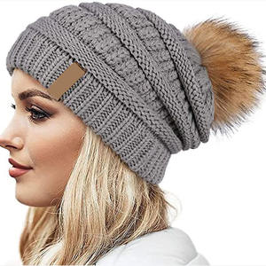 Bonnets d'hiver chauds fabriqués au Pakistan personnalisés Nouvelle arrivée Coupe régulière 2025 Bonnets de haute qualité pour adultes - Product Image 3
