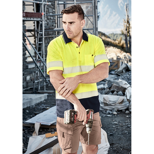 Ruban haute visibilité de qualité supérieure Construction à manches courtes Ruban réfléchissant Pull Over T-shirt de travail avec logo personnalisé - Product Image 5