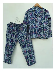 Conjunto de pijama de algodón para mujer, ropa de casa cómoda y transpirable, de talla grande, patrón liso para el verano - Product Image 2