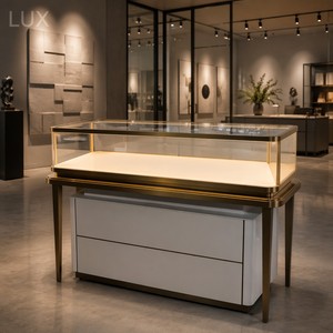 Vitrine de présentation de bijoux en verre robuste sur mesure LUX, comptoir de présentation, vitrine de luxe pour bijoux - Product Image 5