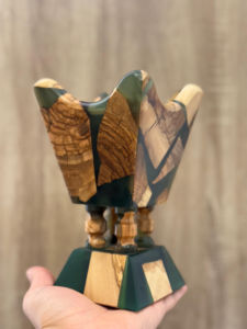 Quemador de incienso de resina en forma de mezquita moderno Premium Plato Bakhoor Premium para hogares islámicos hecho de madera de secoya - Product Image 2