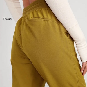 Nouveauté pantalons épais d'hiver pour femmes pantalons leggings en toile de couleur unie pantalons de survêtement empilés à l'avant plat - Product Image 5